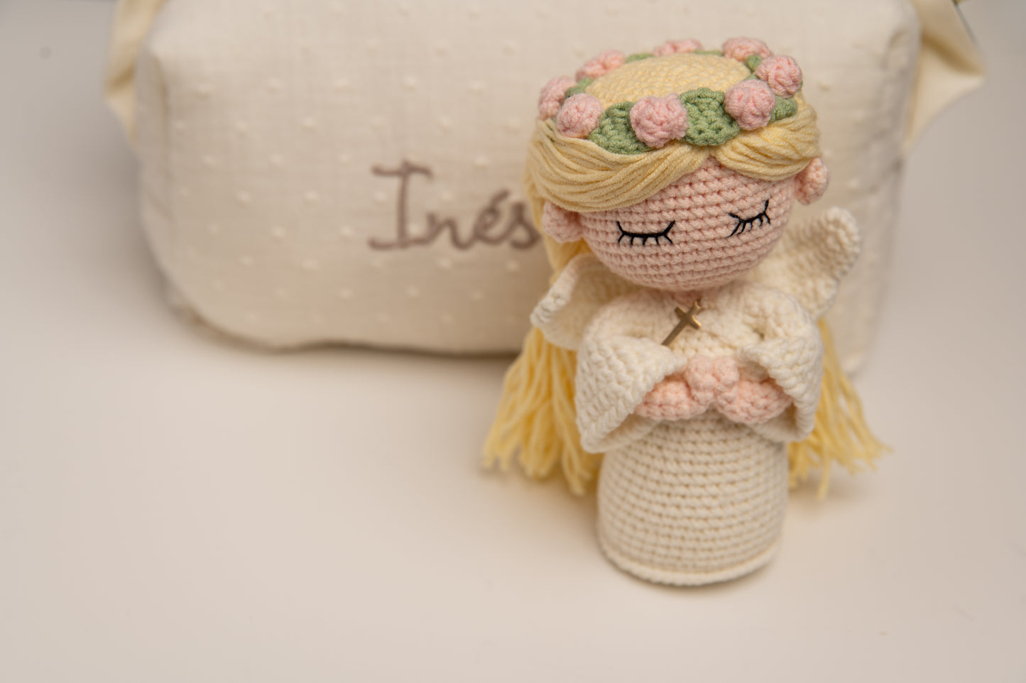 Pack Especial Comunión: Neceser Personalizado + Muñeca de Comunión