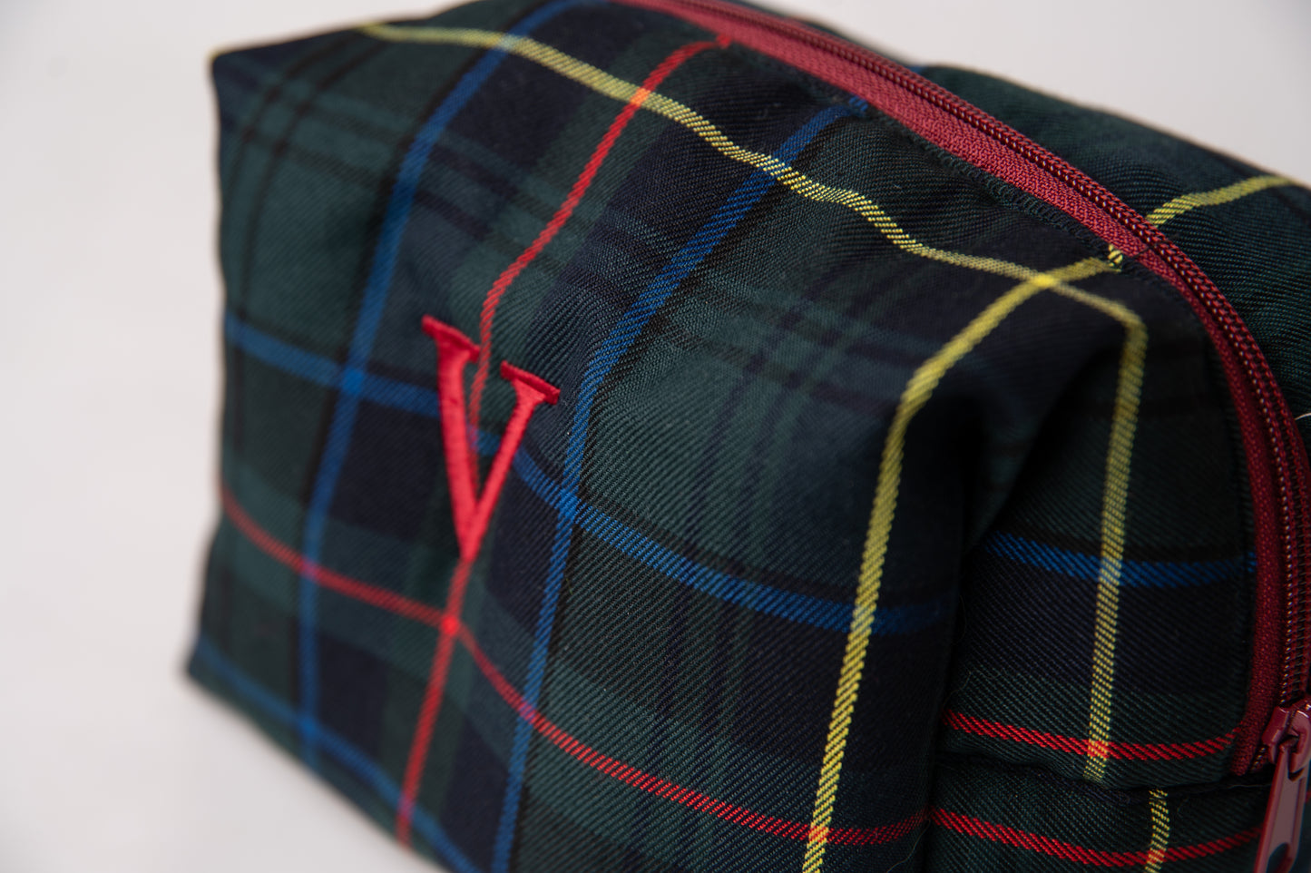 Neceser Tartán Azul Marino y Granate