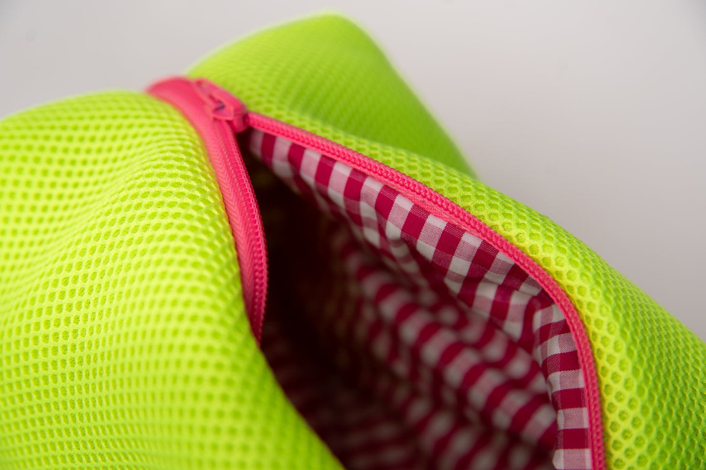 Neceser 3D Amarillo Fluor y Rosa