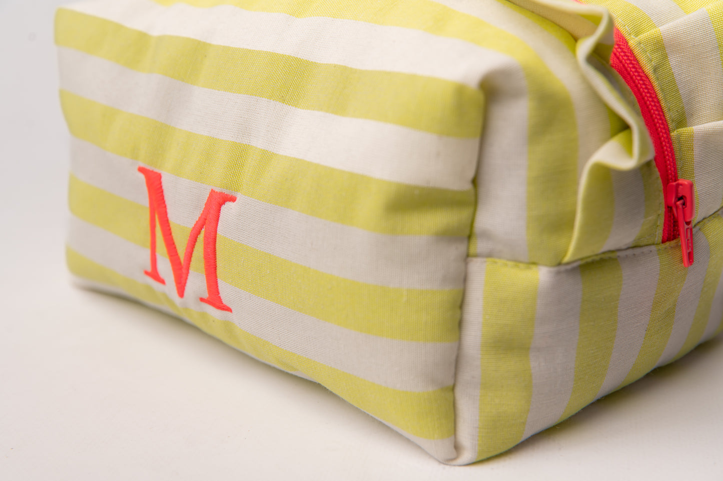 Neceser Rayas Anchas Volantes Mdm 11006 Amarillo