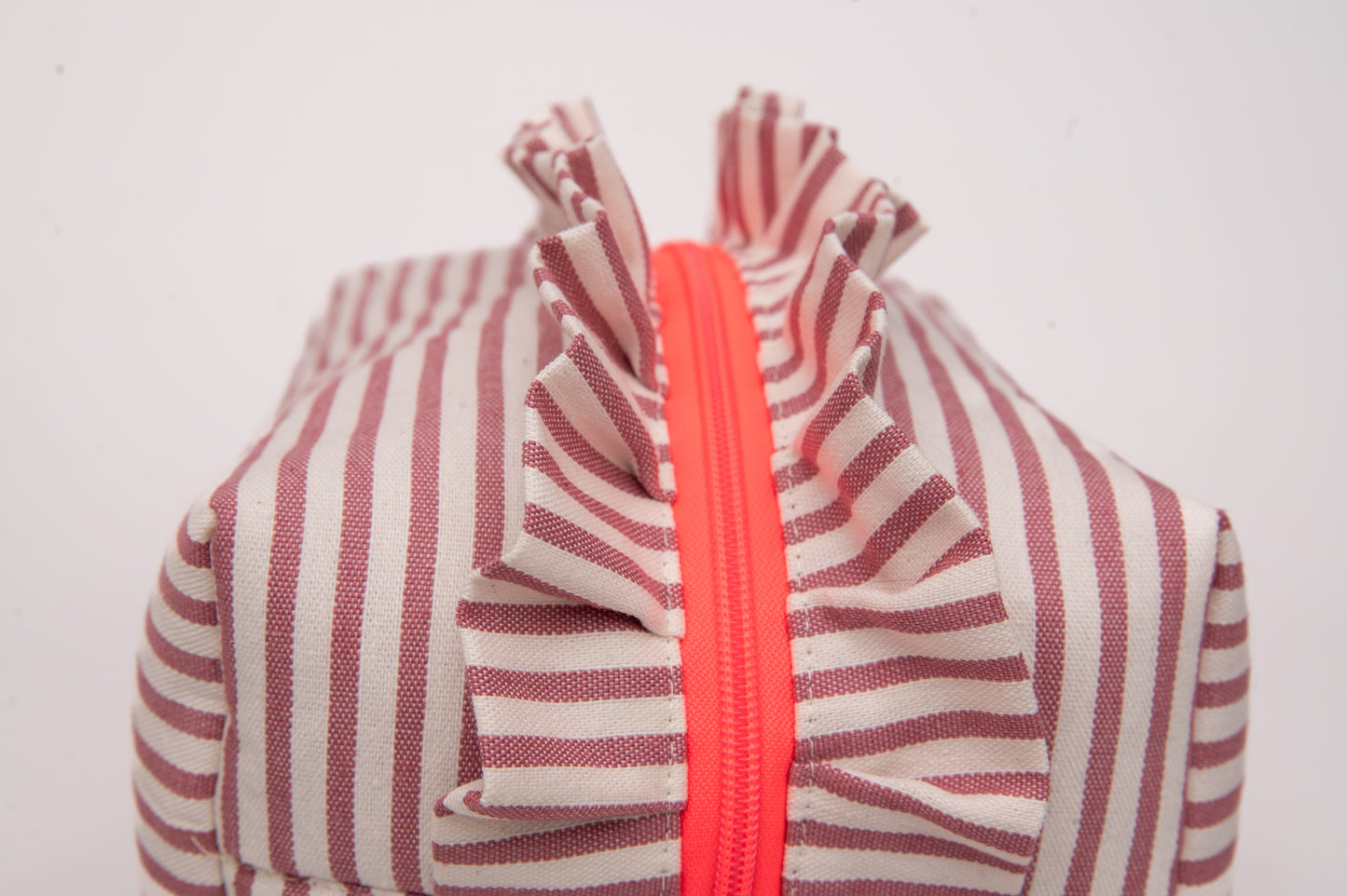 Neceser Rayas Finas Volantes Mdm 11004 Rosa