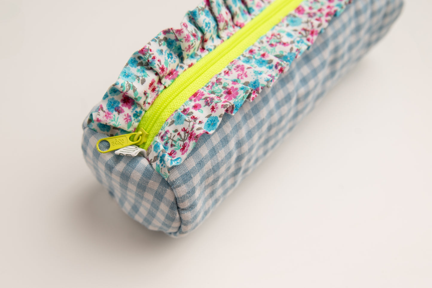 Estuche Vichy Volantes Azul