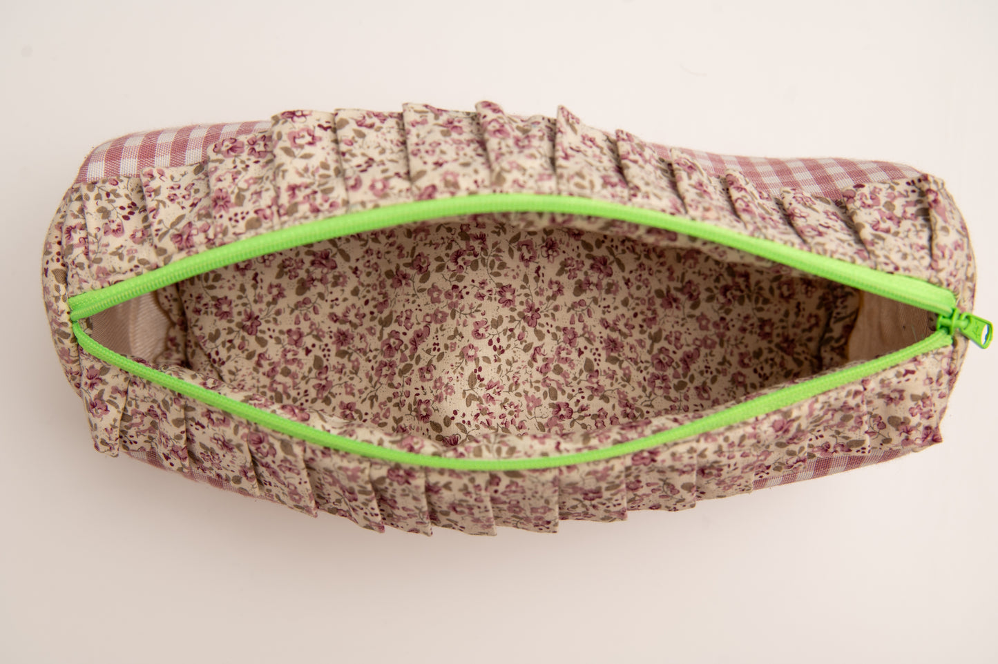 Estuche Vichy Volantes Rosa & Verde Neón